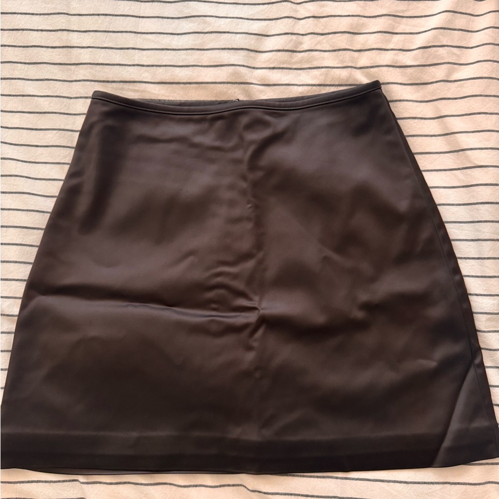Aritzia Wilfred Tavern Dark Grey/Black Mini Skirt